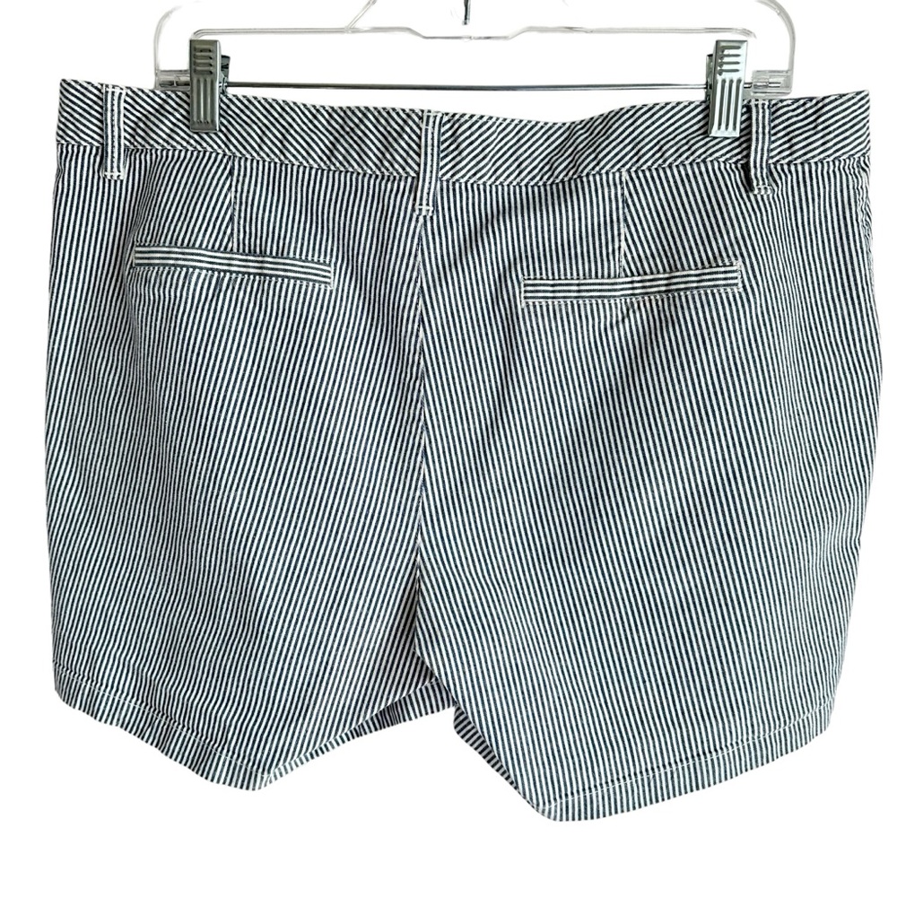 3 Pair Amazon Essential Shorts Size 14 in Gray, Black and Blue White Stripe - Picture 5 of 11